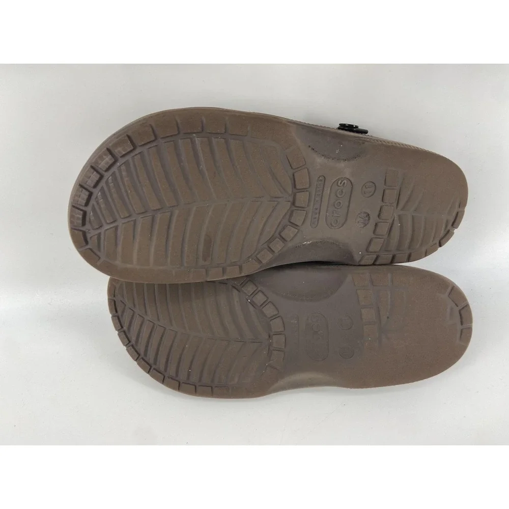 CROCS brand style